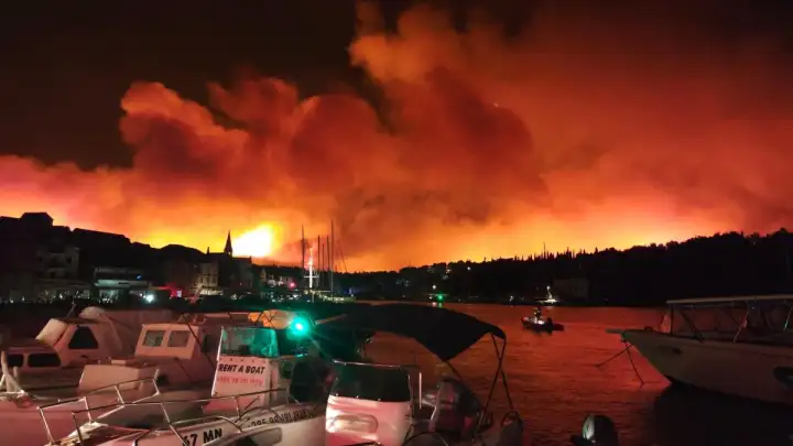 Požar na Milni i Braču